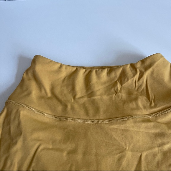 Alphalete Sun Kissed 4” Pulse Surge Shorts - Picture 8 of 11